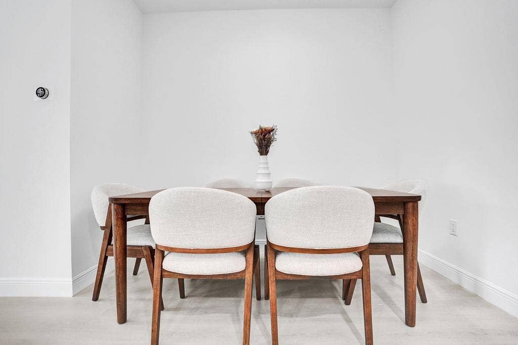 Dining 1