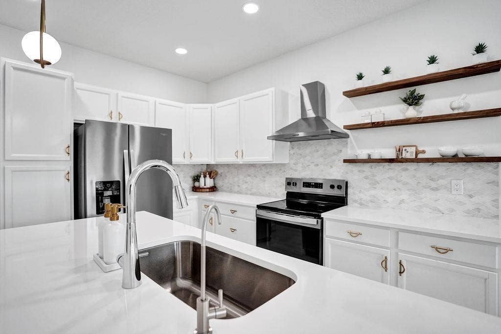 Kitchen 1