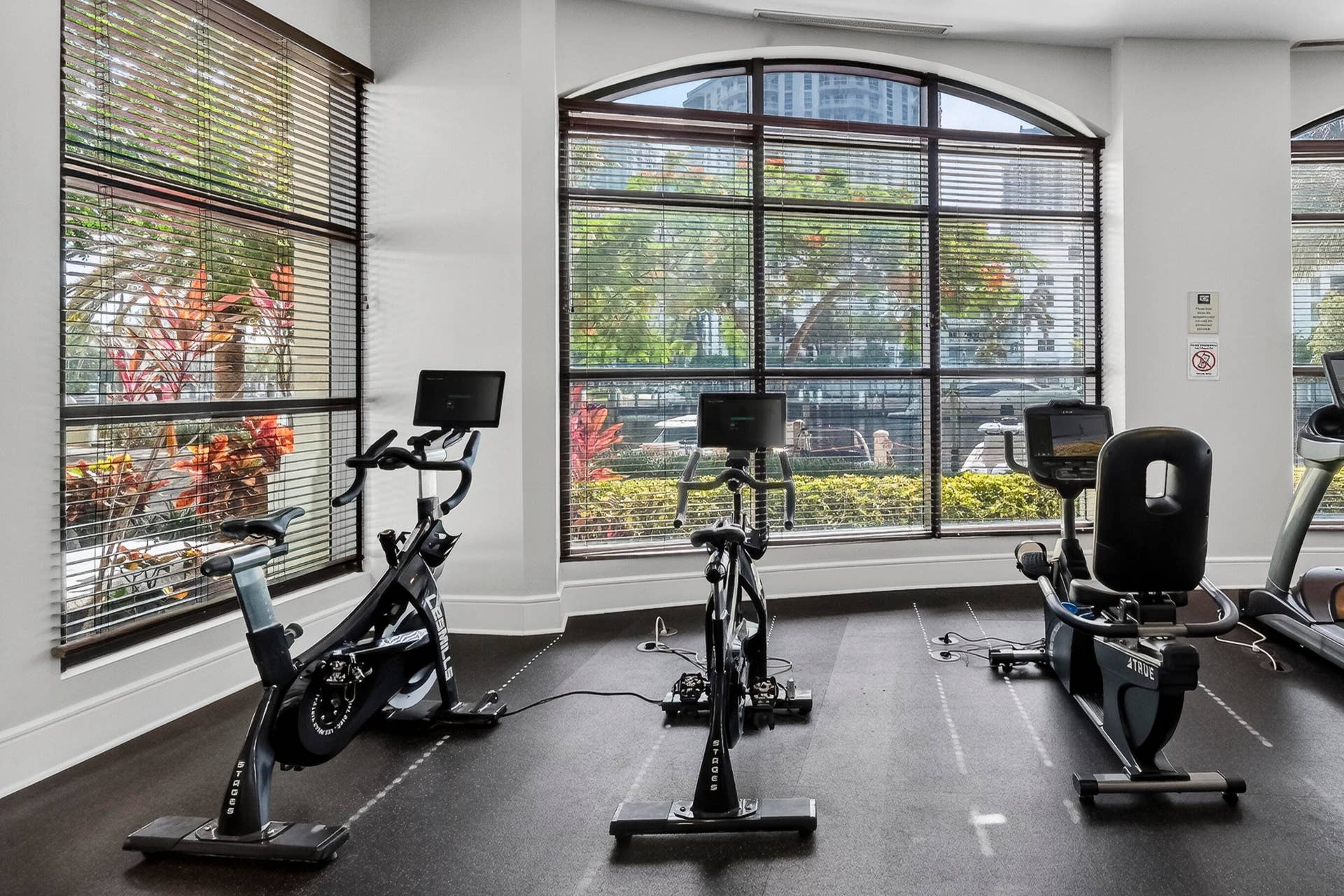610 W Las Olas Blvd - The Symphony - Ft