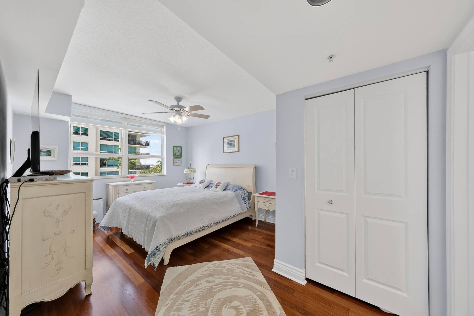 610 W Las Olas Blvd - The Symphony - Ft
