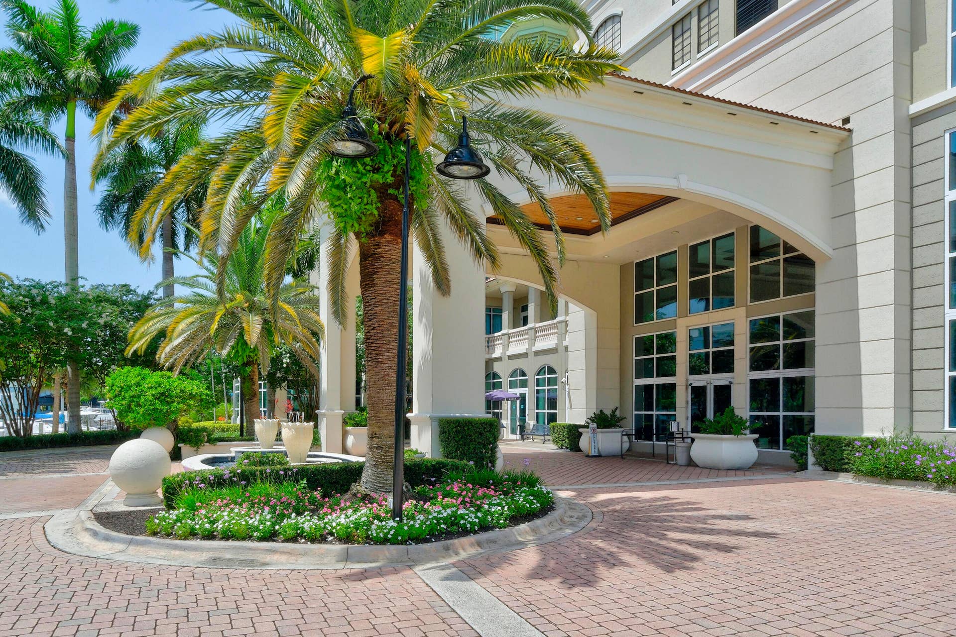 610 W Las Olas Blvd - The Symphony - Ft