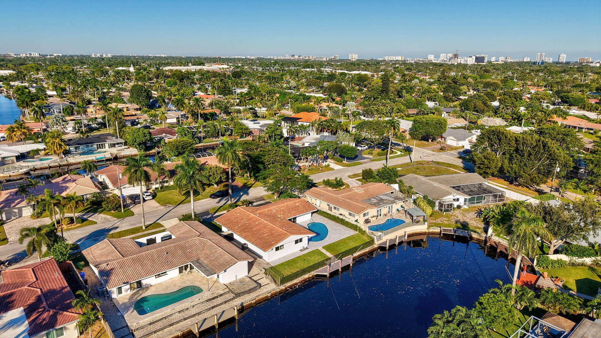 1478 NE 57TH Court, Fort Lauderdale, FL 33334 57-web-or-mls-DJI_20241123151831_0081_D_