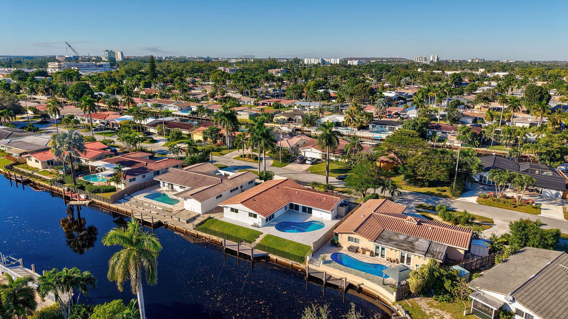 1478 NE 57TH Court, Fort Lauderdale, FL 33334 55-web-or-mls-DJI_20241123151759_0071_D_
