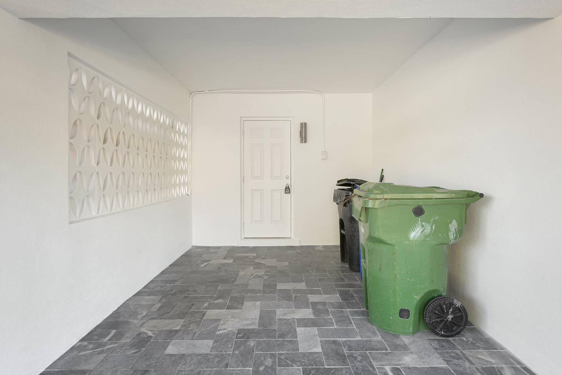 1478 NE 57TH Court, Fort Lauderdale, FL 33334 42-web-or-mls-DSC07634
