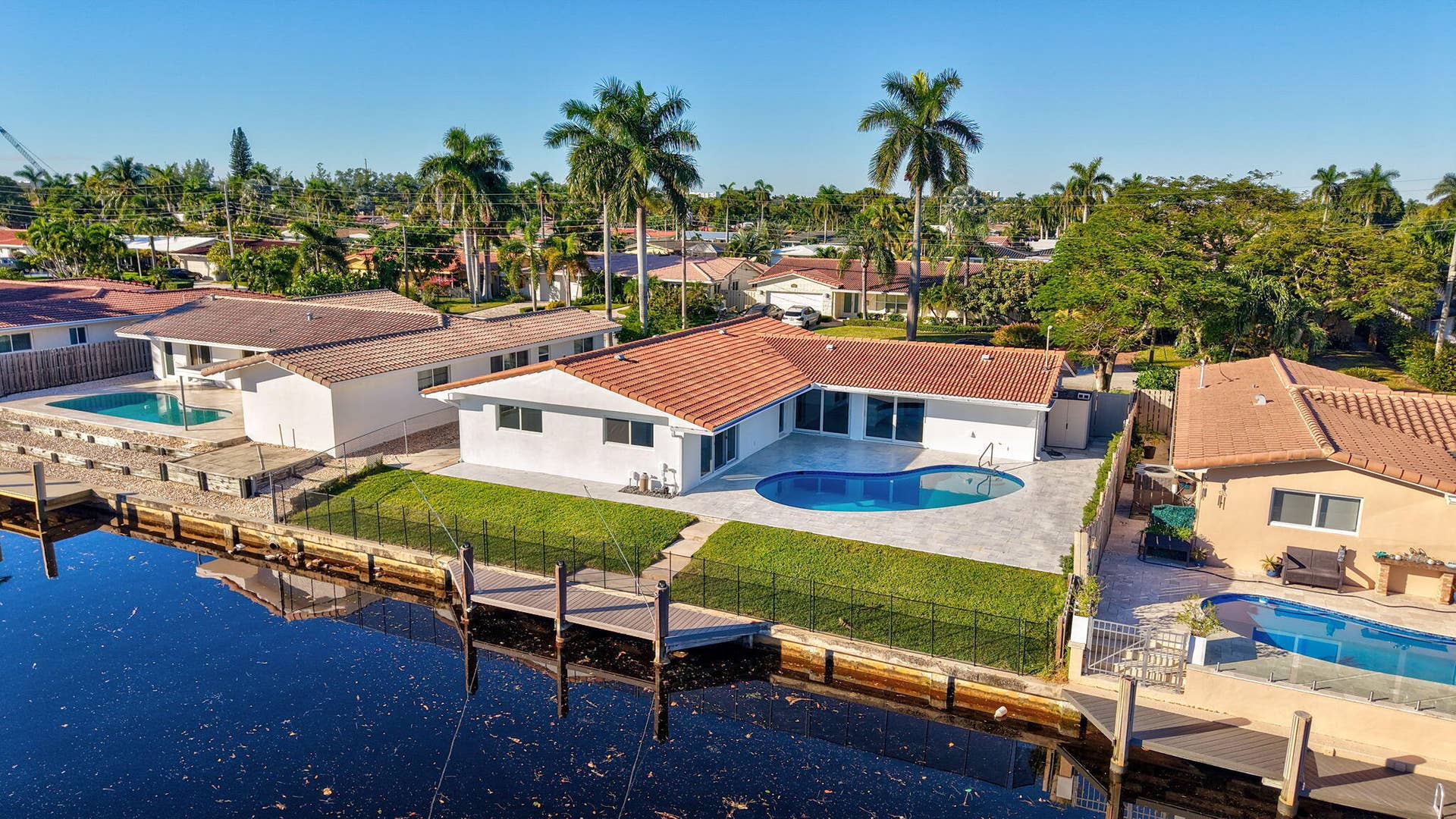 1478 NE 57TH Court, Fort Lauderdale, FL 33334 60-web-or-mls-DJI_20241123151914_0096_D_