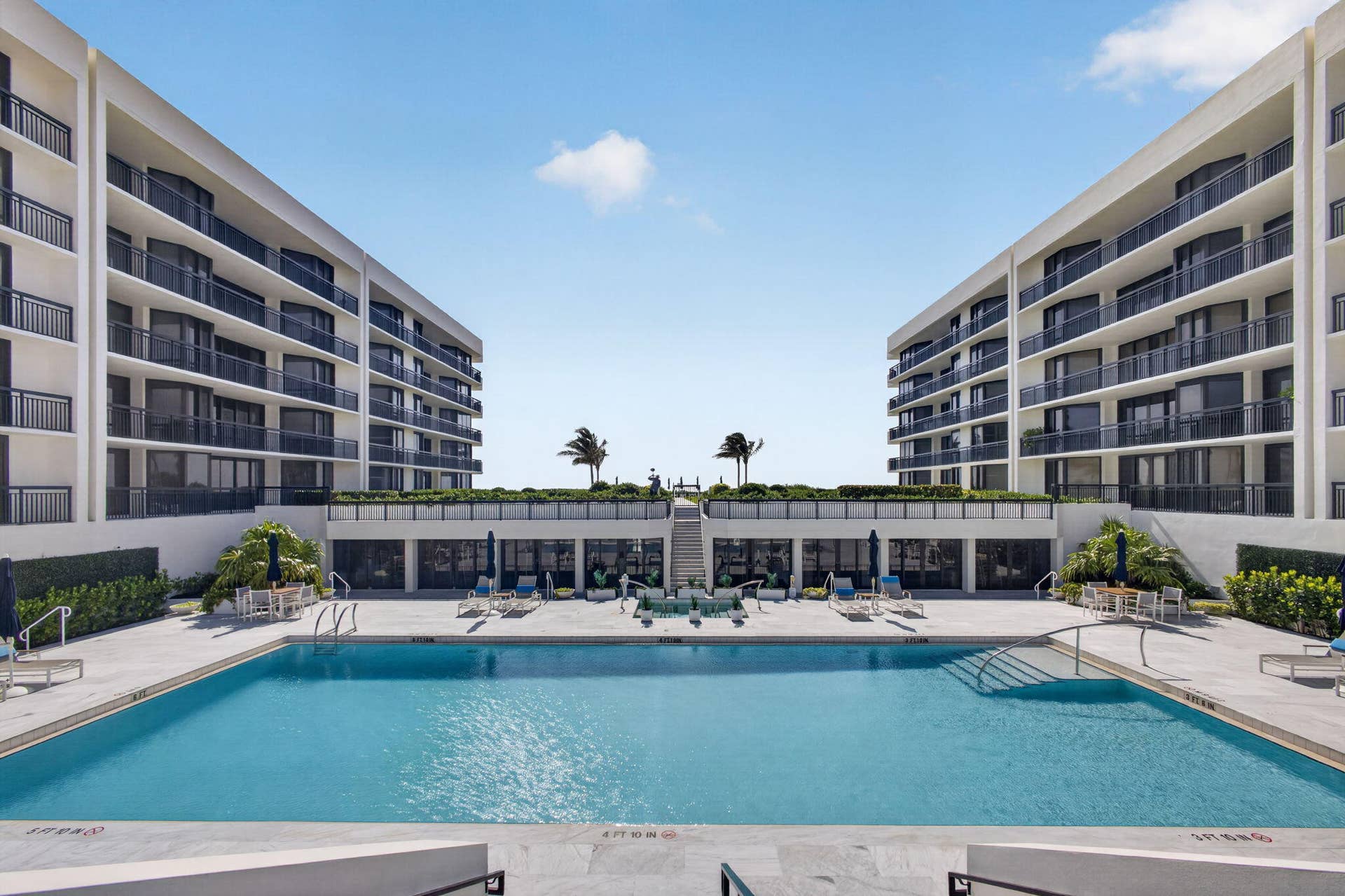 3140 S Ocean Boulevard, #101 S, Palm Beach, FL 33480 Pool