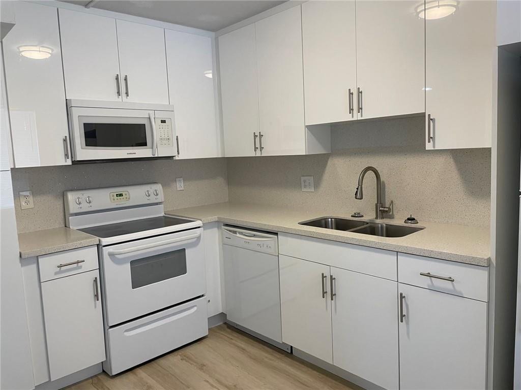 235 LAKEVIEW Drive, #102, Weston, FL 33326 Photo 5