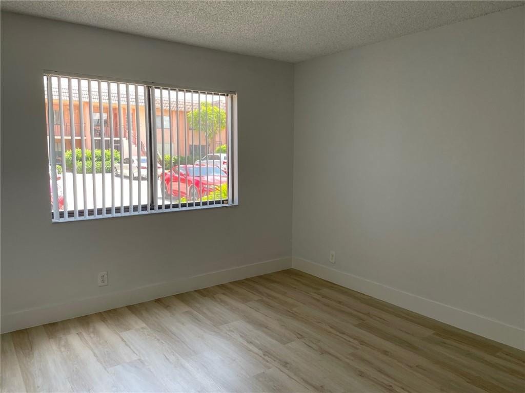 235 LAKEVIEW Drive, #102, Weston, FL 33326 Photo 16