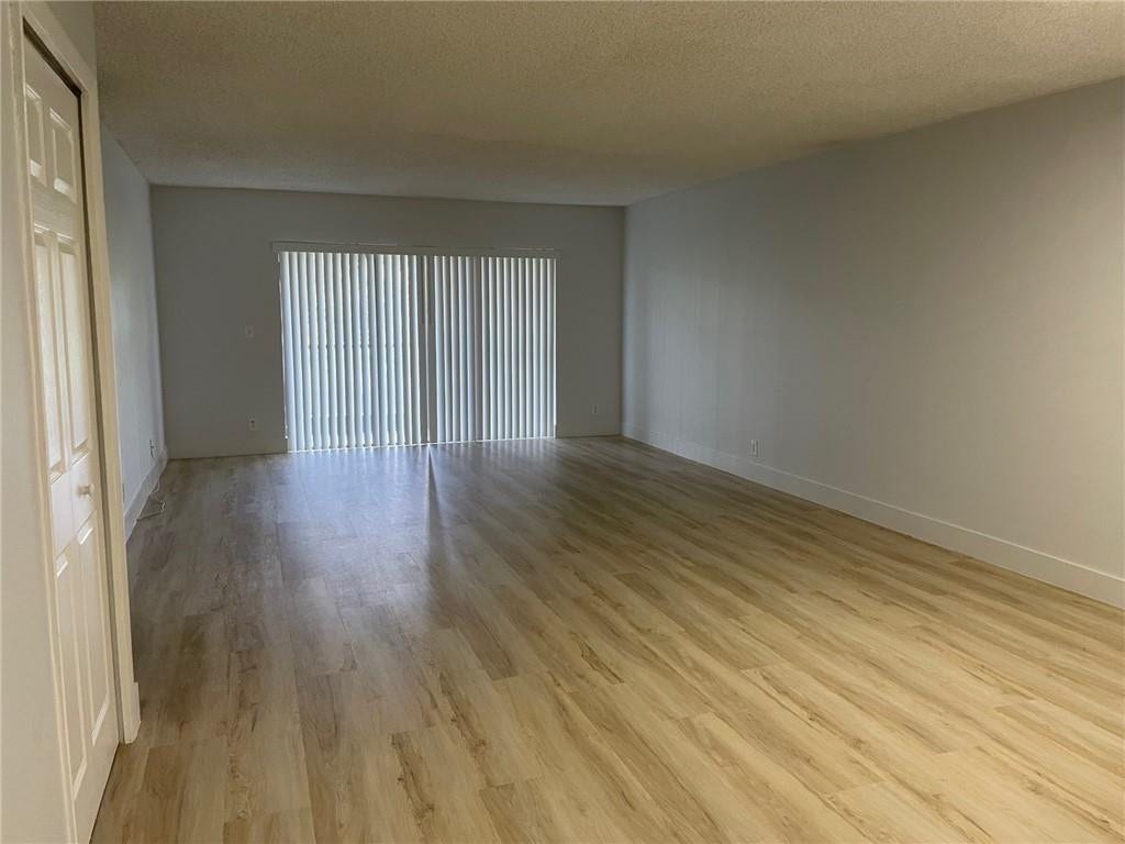 235 LAKEVIEW Drive, #102, Weston, FL 33326 Photo 8