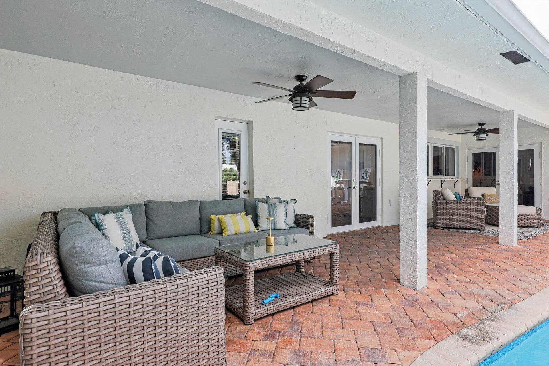 2731 NE 5th Street, Pompano Beach, FL 33062 38-web-or-mls-NE 5th St-S1510-038