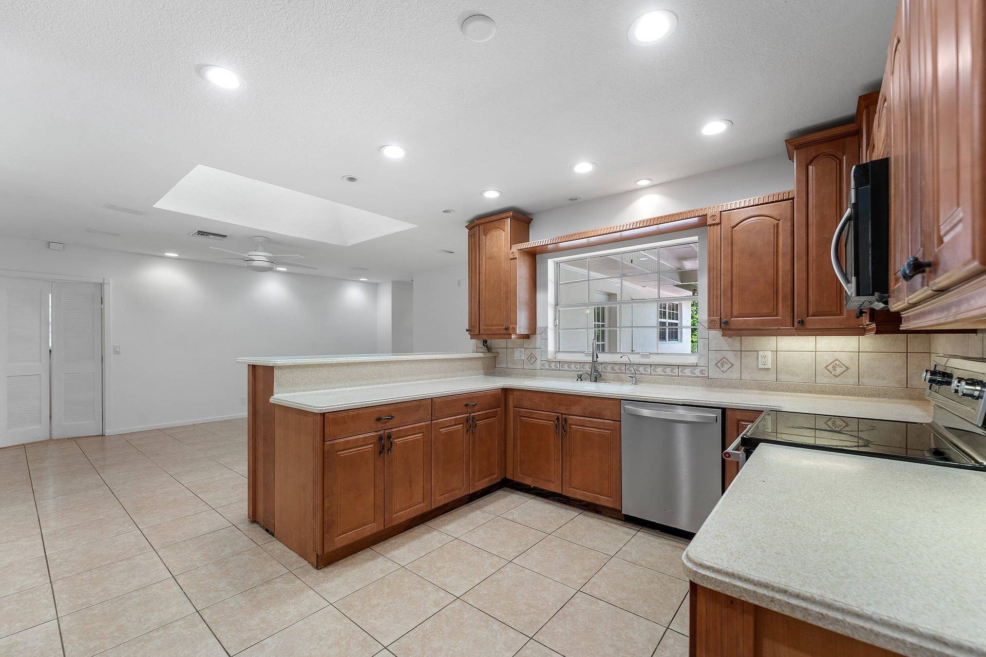 5313 Colbright Road, Lake Worth, FL 33467 011-5313ColbrightRoad-LakeWorth-FL-33467