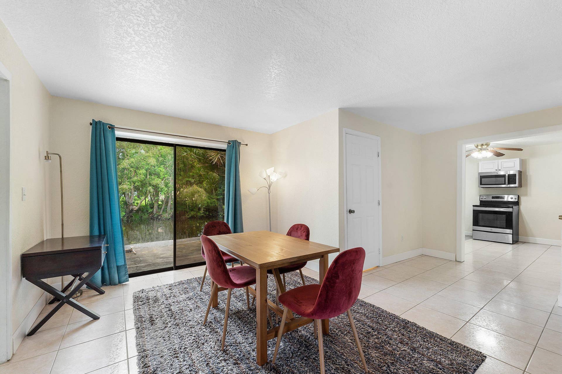 5313 Colbright Road, Lake Worth, FL 33467 047-5313ColbrightRoad-LakeWorth-FL-33467