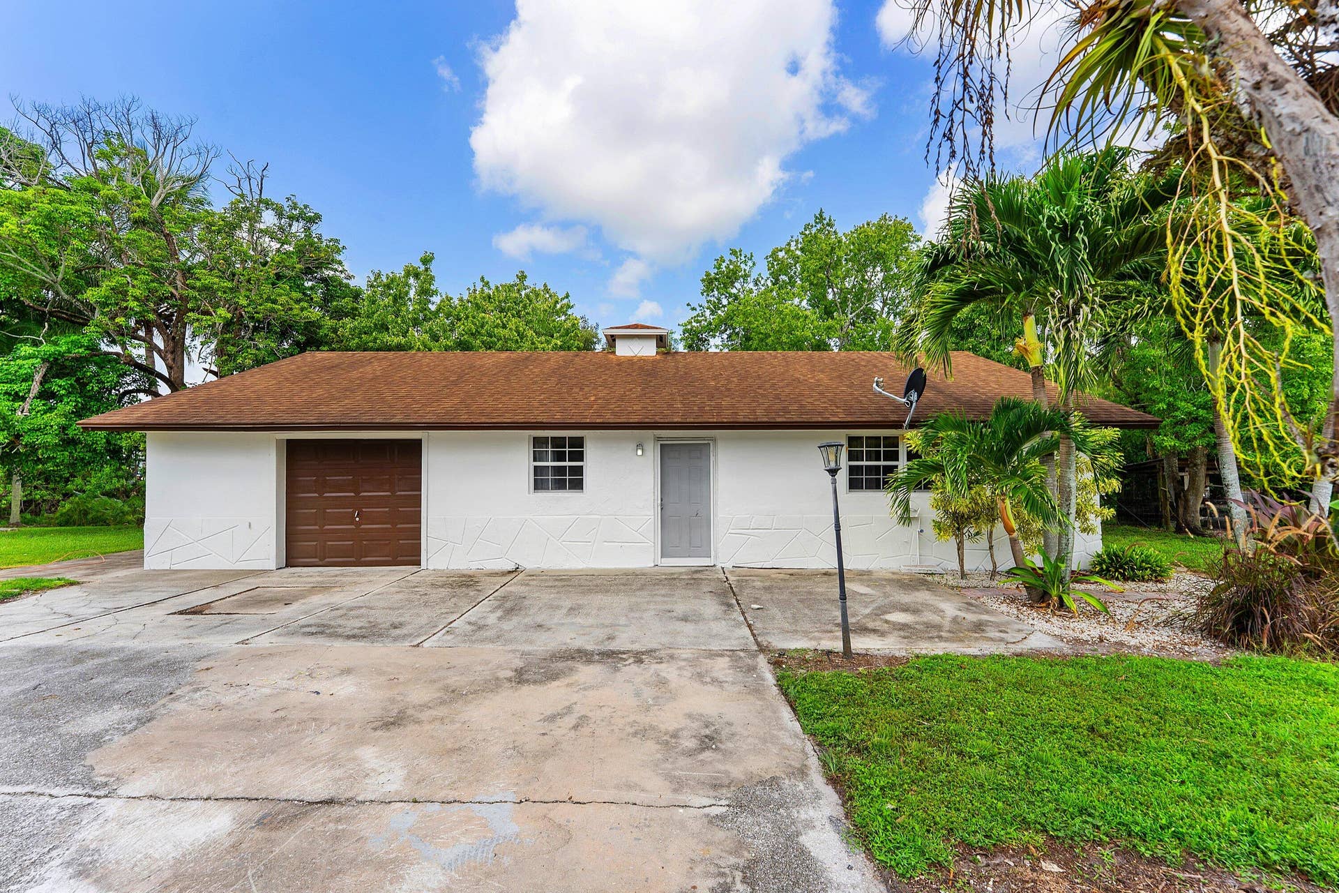 5313 Colbright Road, Lake Worth, FL 33467 044-5313ColbrightRoad-LakeWorth-FL-33467