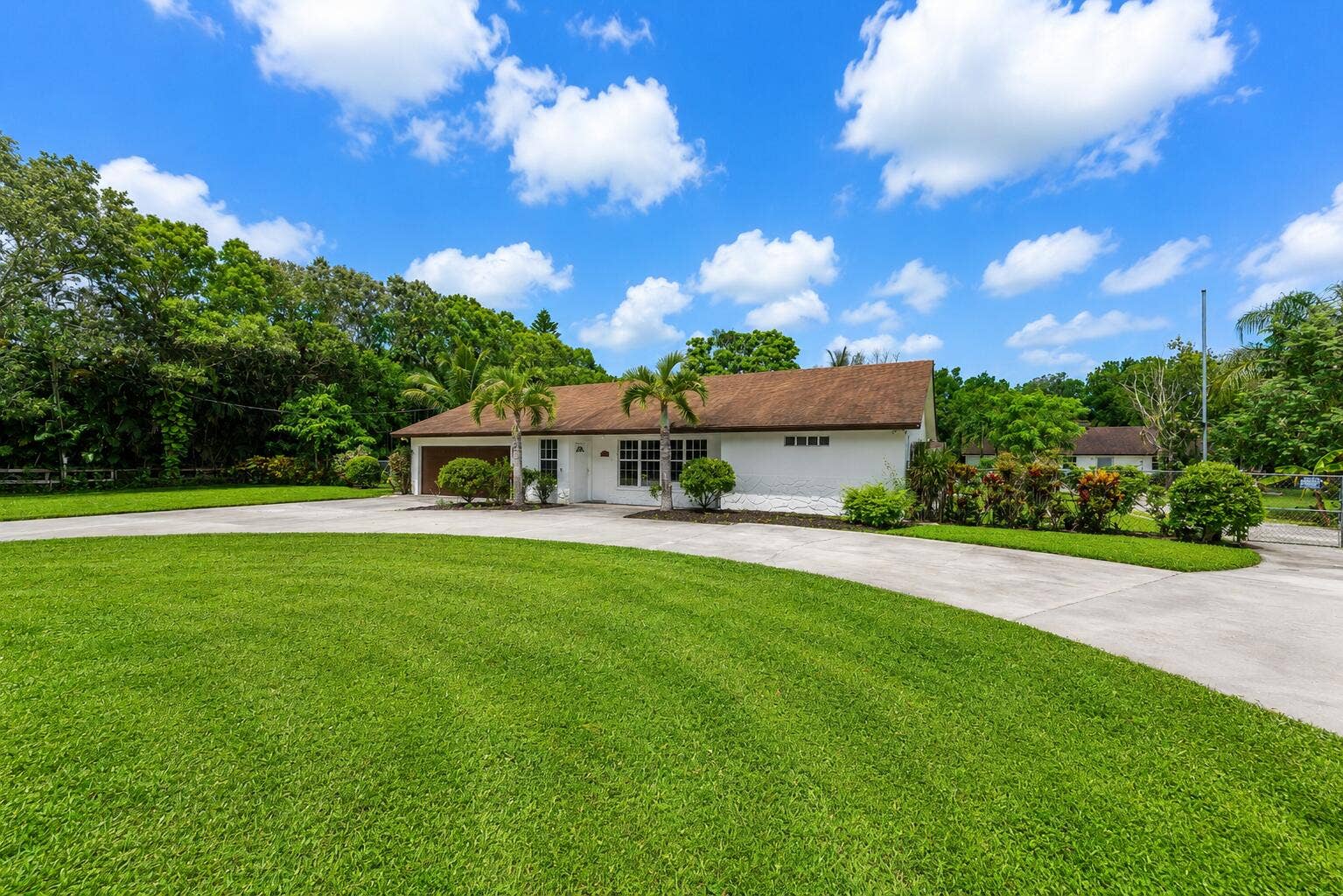 5313 Colbright Road, Lake Worth, FL 33467 Front of the home