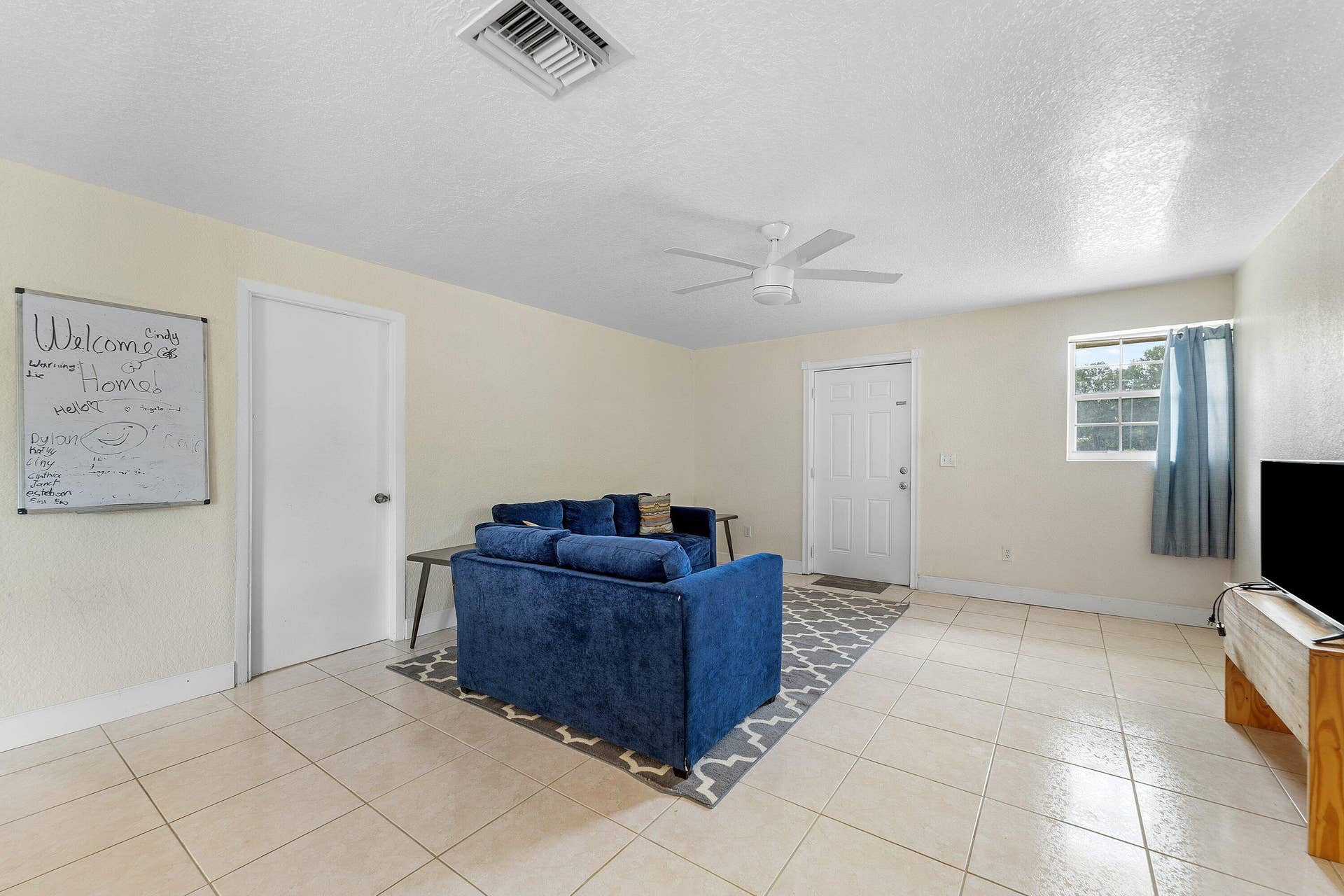 5313 Colbright Road, Lake Worth, FL 33467 046-5313ColbrightRoad-LakeWorth-FL-33467
