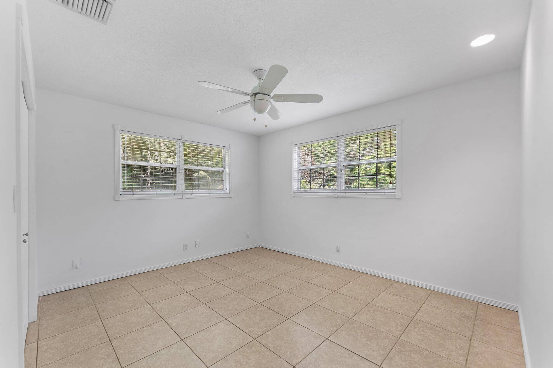5313 Colbright Road, Lake Worth, FL 33467 016-5313ColbrightRoad-LakeWorth-FL-33467