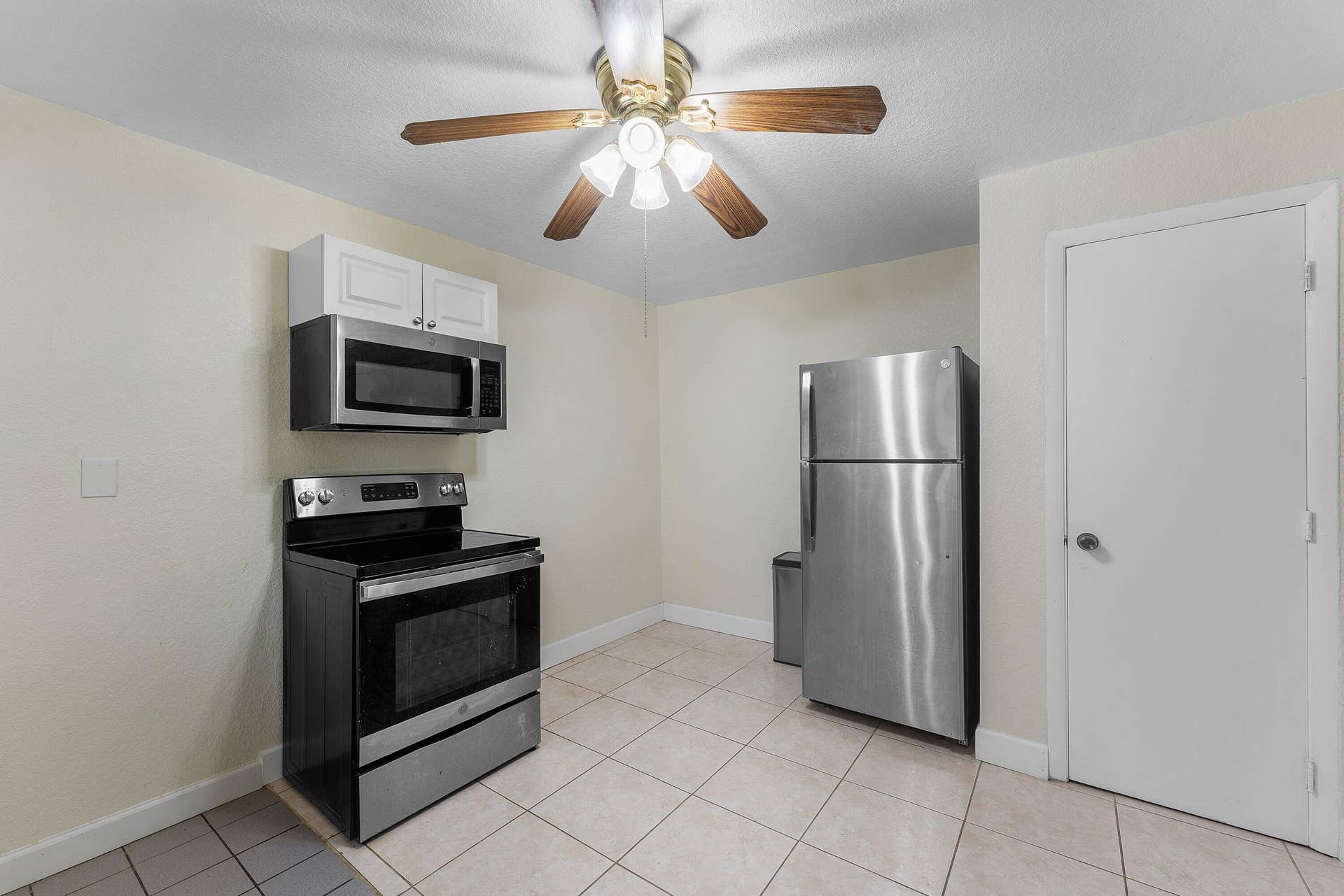5313 Colbright Road, Lake Worth, FL 33467 049-5313ColbrightRoad-LakeWorth-FL-33467