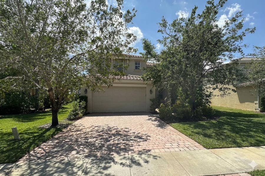 Property photo for 2709 Pienza Circle, Royal Palm Beach, FL