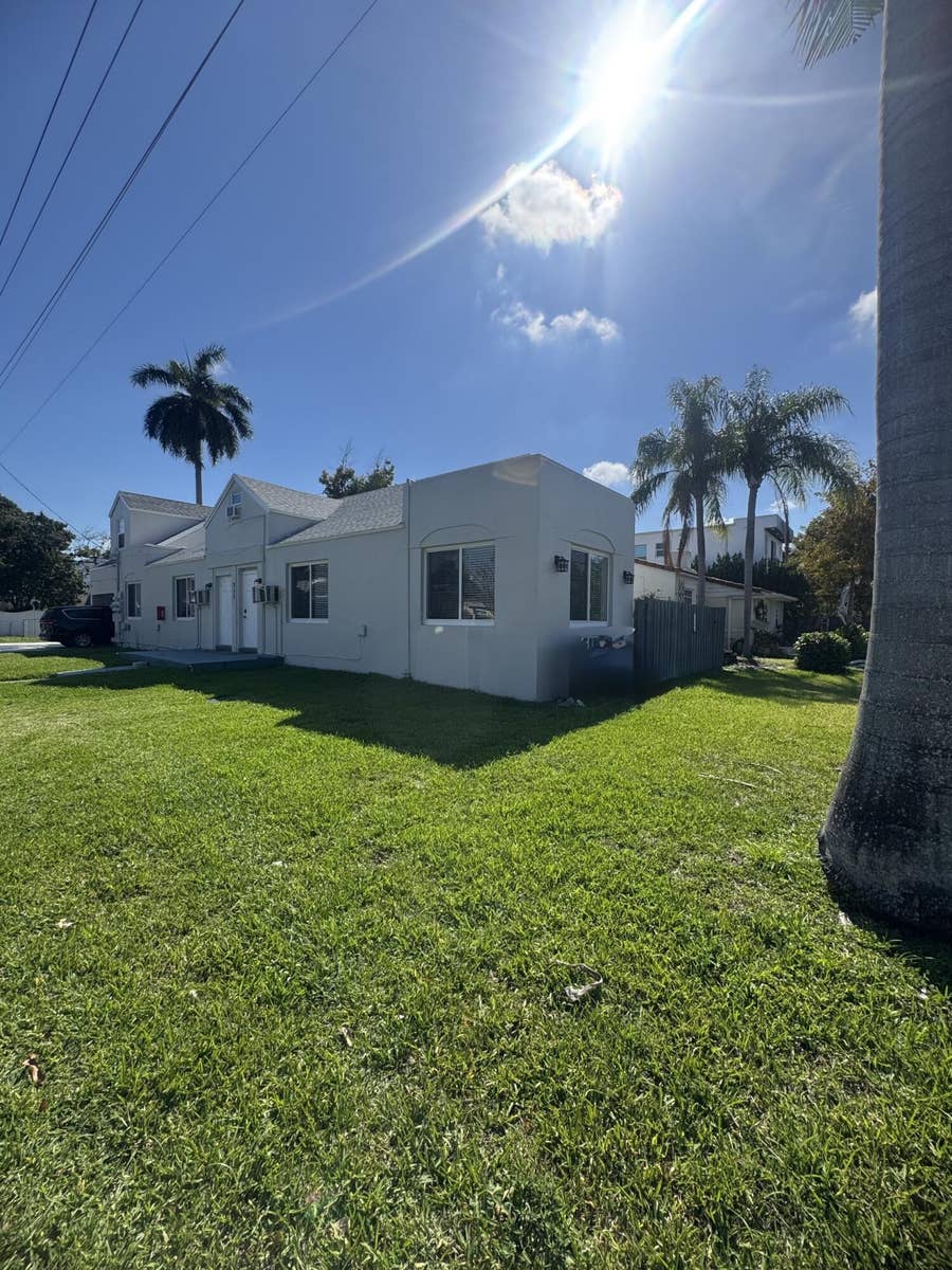 Property photo for 317 NE 13th Avenue, #2, Fort Lauderdale, FL