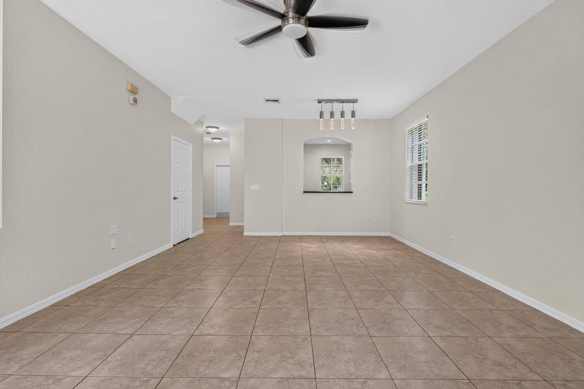 158 W Thatch Palm Circle, Jupiter, FL 33458 18-web-or-mls-_MLP3018