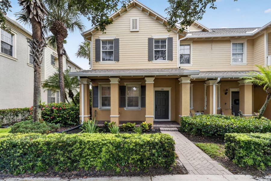 Property photo for 158 W Thatch Palm Circle, Jupiter, FL