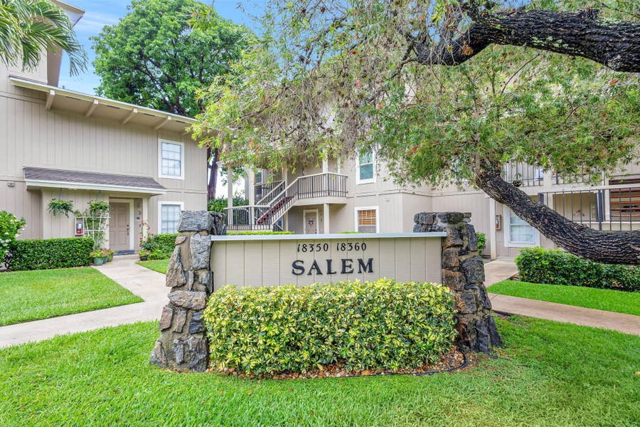 Property photo for 18350 SE WOOD HAVEN Lane, #F, Jupiter, FL