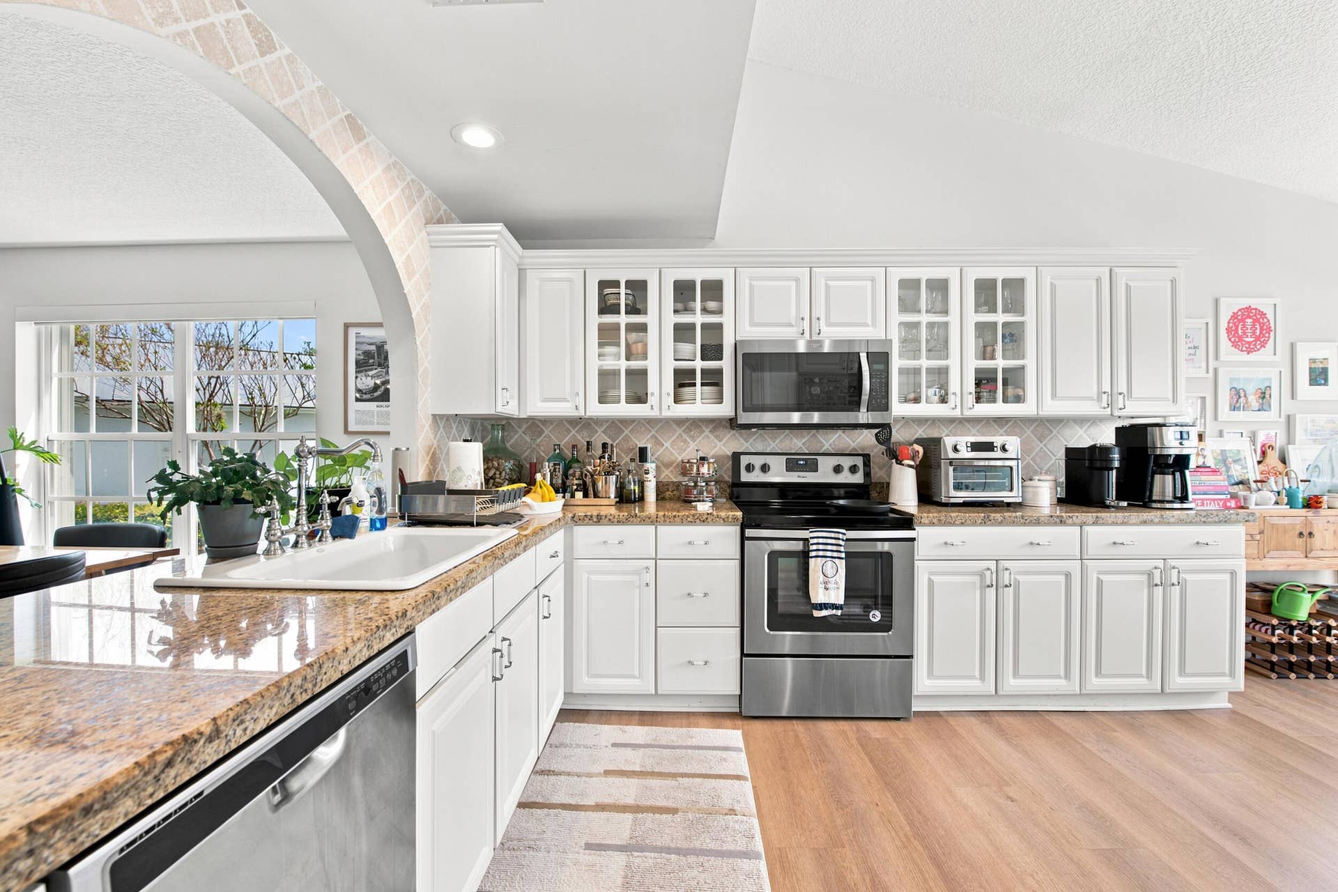 17070 Boca Club Boulevard, #1, Boca Raton, FL 33487 Kitchen 3