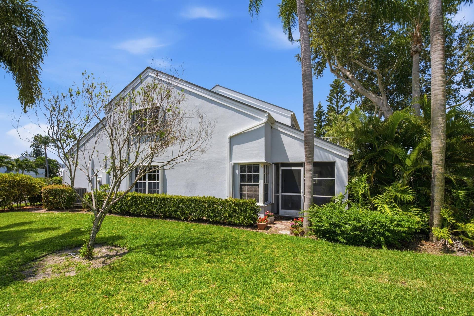 17070 Boca Club Boulevard, #1, Boca Raton, FL 33487 Side of Property