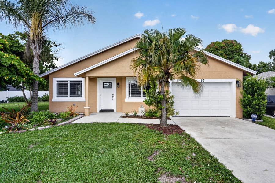 Property photo for 166 RAINTREE, Jupiter, FL