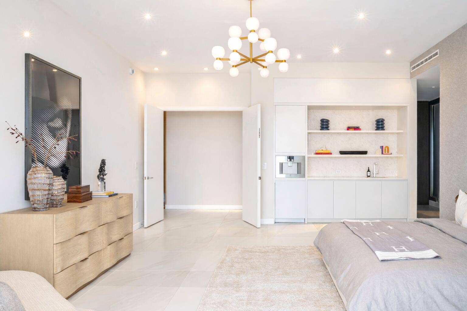 220 SE MIZNER Boulevard, #904, Boca Raton, FL 33432 MasterBedroom (1)
