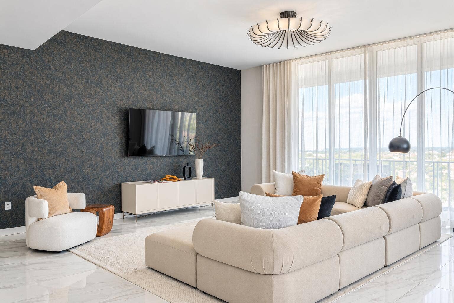220 SE MIZNER Boulevard, #904, Boca Raton, FL 33432 DSC04716