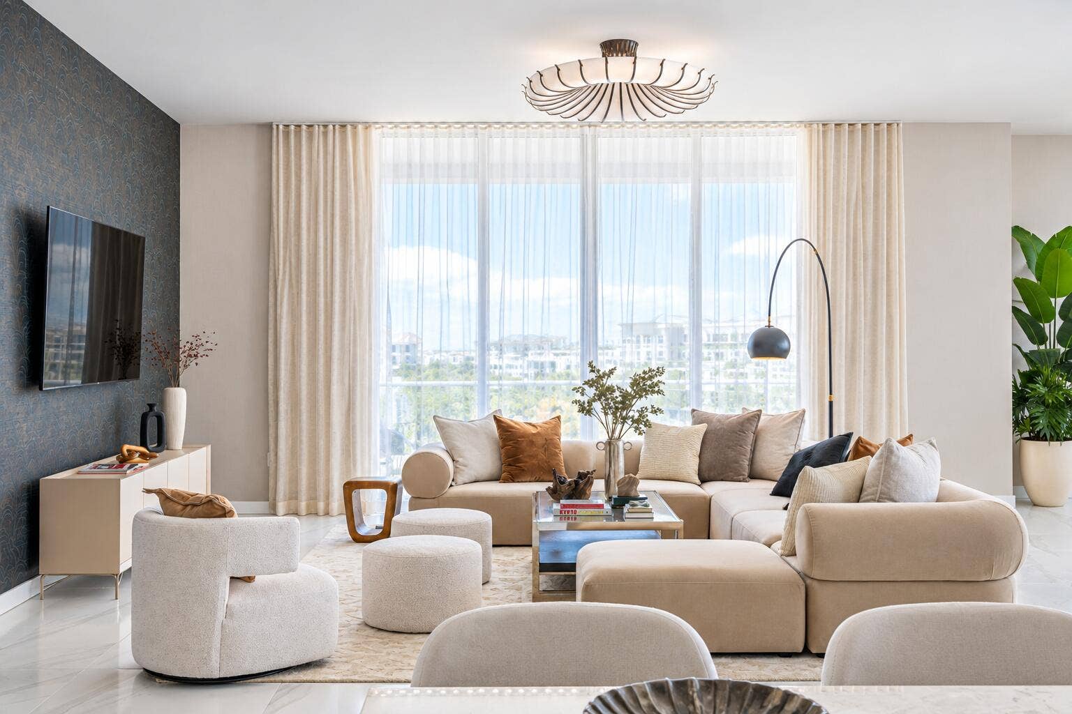 220 SE MIZNER Boulevard, #904, Boca Raton, FL 33432 DSC04921