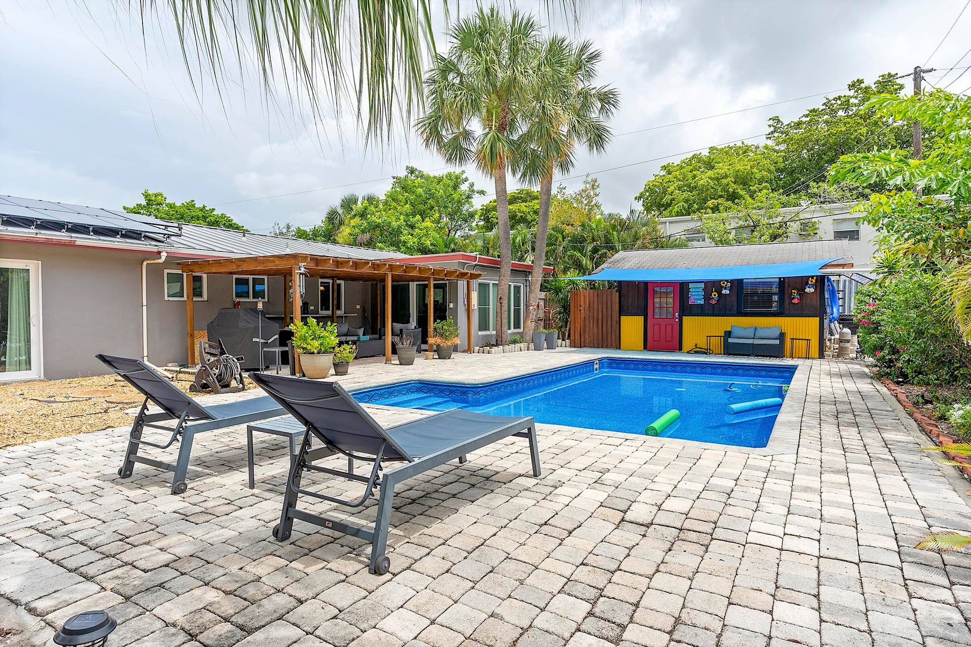 830 SW 1st Ave Pompano Beach - - 051