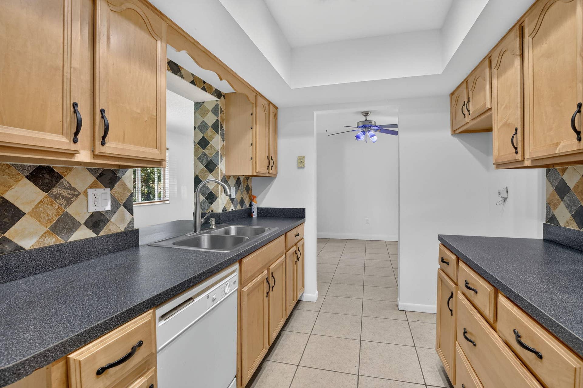 7231 Freedom Street, Hollywood, FL 33024 14