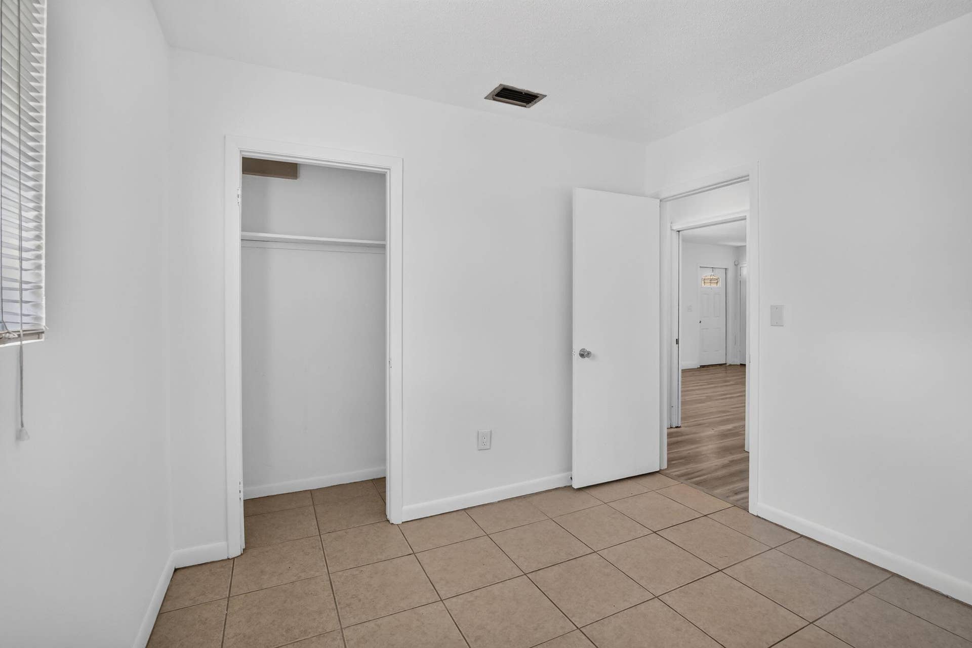 7231 Freedom Street, Hollywood, FL 33024 27