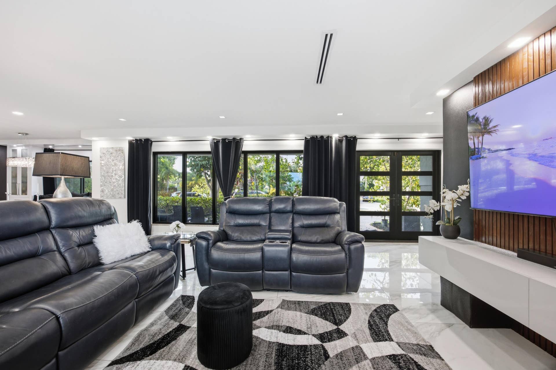 2380 SE 8TH Street, Pompano Beach, FL 33062 19-IMG_8698