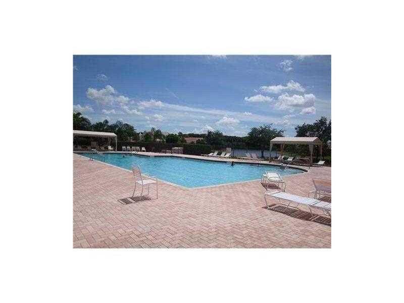 686 Lone Pine Lane, Weston, Weston, FL 33327 Pool