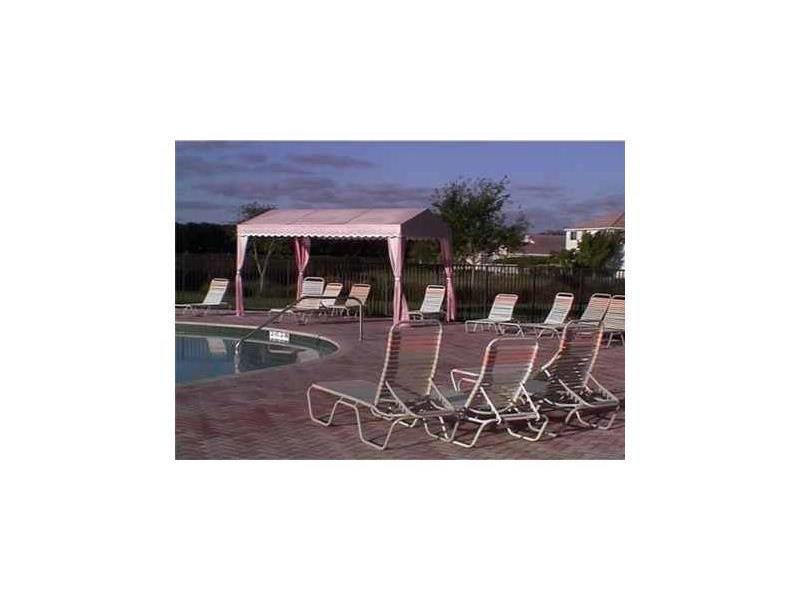 686 Lone Pine Lane, Weston, Weston, FL 33327 Pool