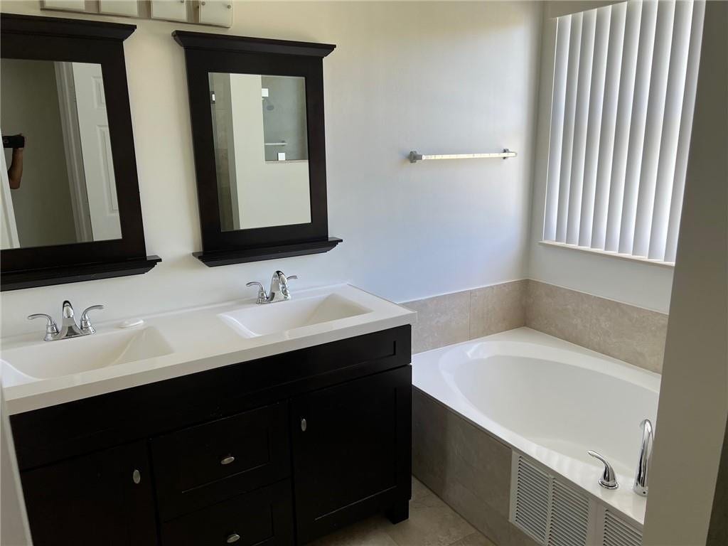 686 Lone Pine Lane, Weston, Weston, FL 33327 Photo 7