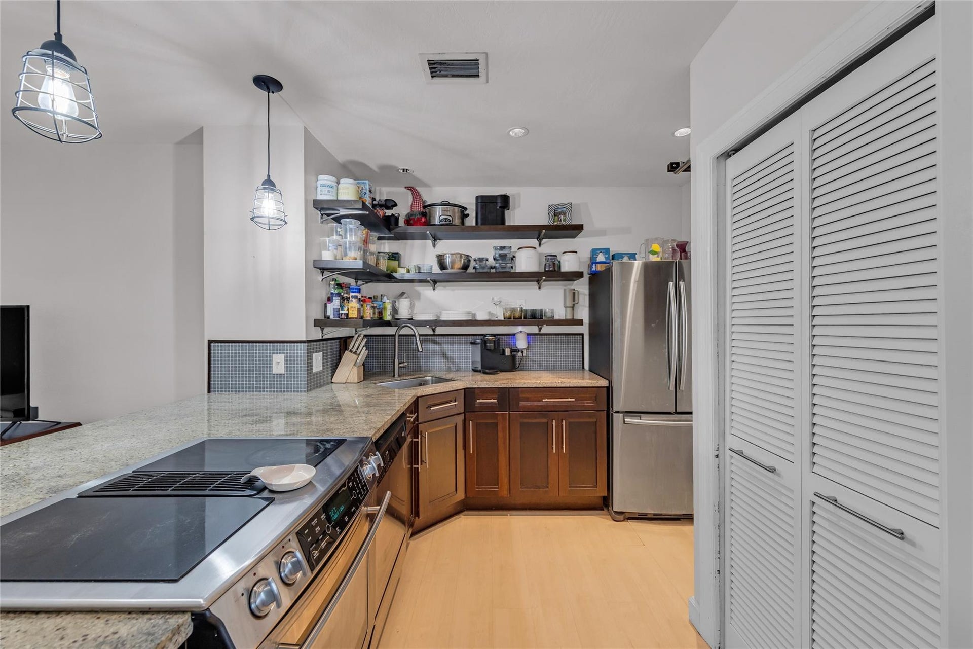 1535 SE 15TH Street, #305, Fort Lauderdale, FL 33316 Photo 12