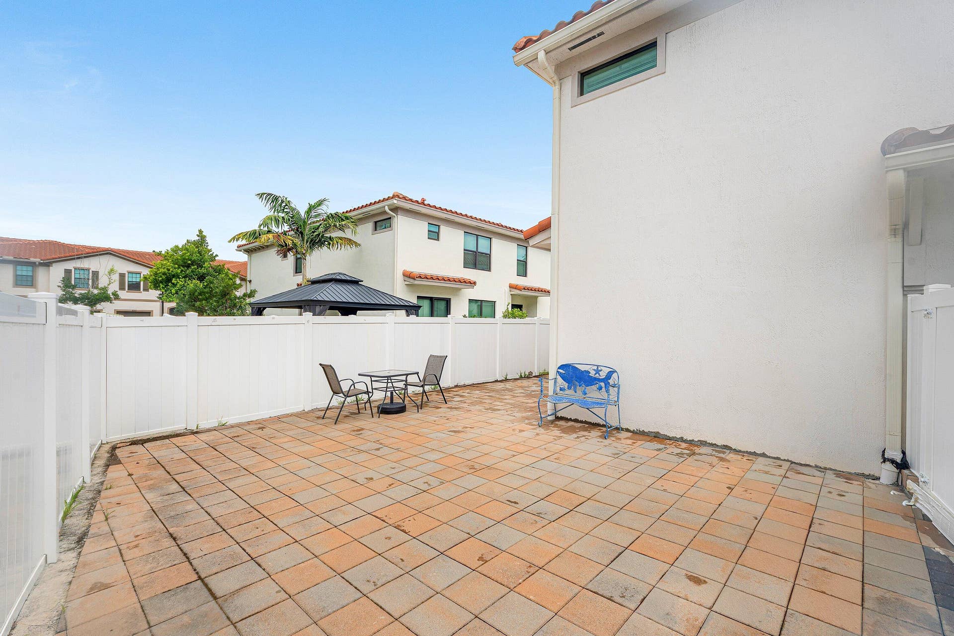 1011 WILLOW Place, Riviera Beach, FL 33410 Huge Patio