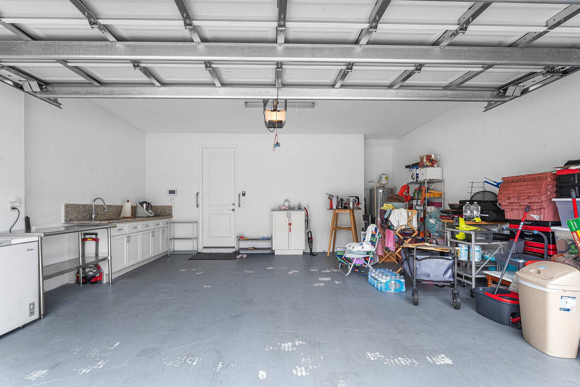 1011 WILLOW Place, Riviera Beach, FL 33410 Garage