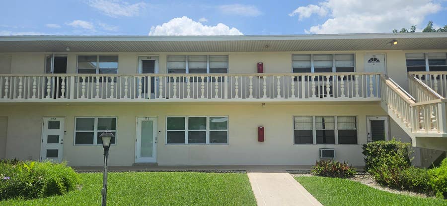 Property photo for 184 Waltham H, West Palm Beach, FL