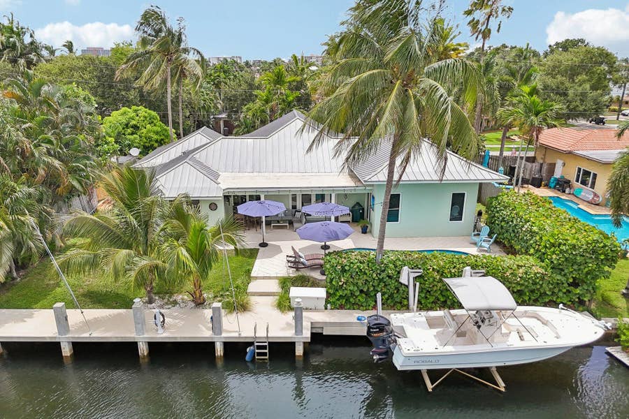 Property photo for 4911 NE 25TH Avenue, Lighthouse Point, FL