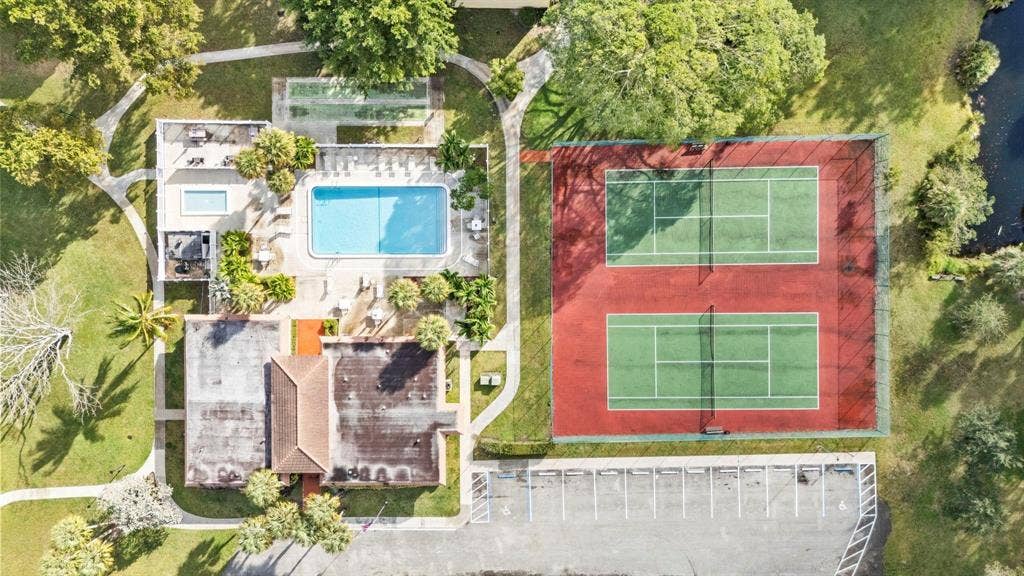 830 SW 9th Street Circle, #204, Boca Raton, FL 33486 Community Pool