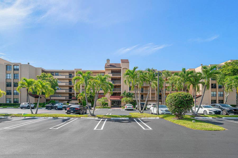 Property photo for 950 Egret Circle, #5202, Delray Beach, FL