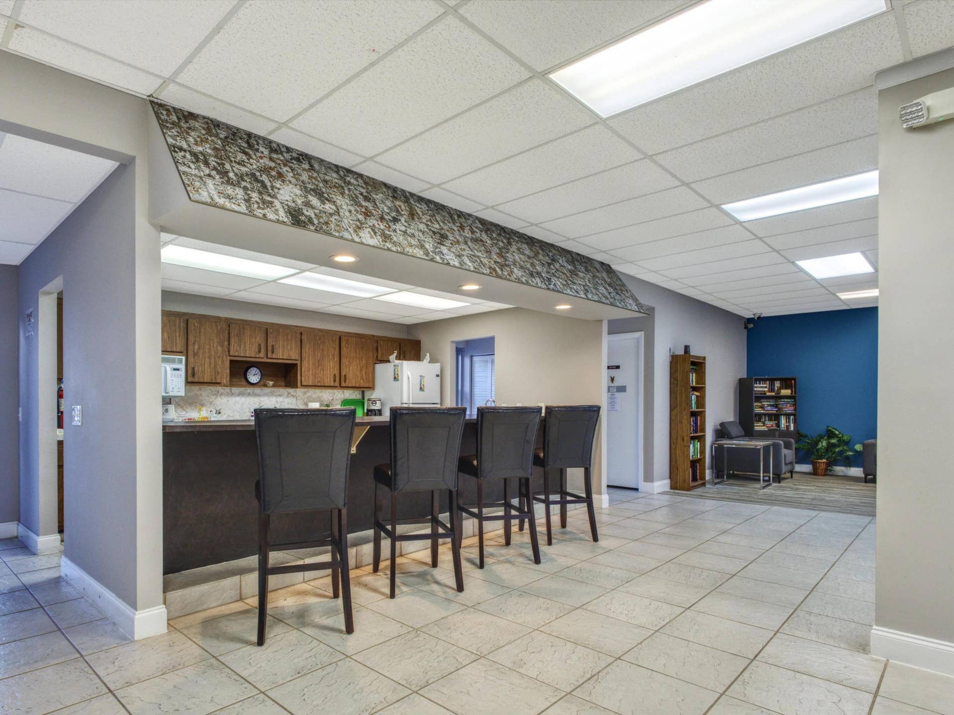 2960 SW 22nd Avenue, #8120, Delray Beach, FL 33445 Clubhouse Kitchen Bar copy