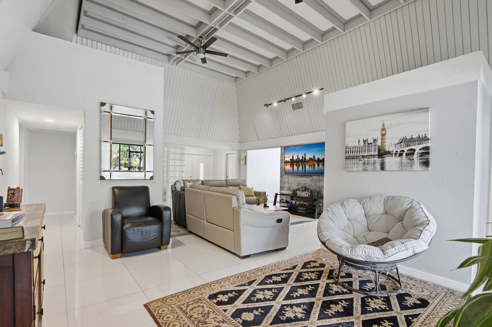 8302 NW 15TH Court, Coral Springs, FL 33071 Dining or Leisure Space
