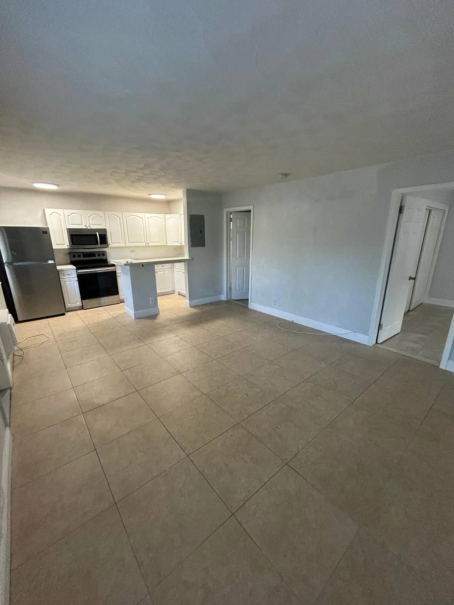 Property photo for 925 NE 17th Avenue, #1, Fort Lauderdale, FL