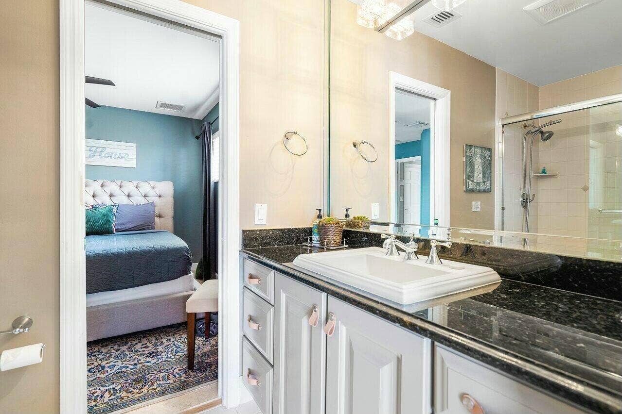 41 Castle Harbor Isle Drive, Fort Lauderdale, FL 33308 tempImageoMaj3y